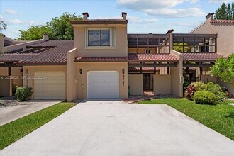 3737 Alcantara Ave in Doral, FL - Building Photo - Building Photo