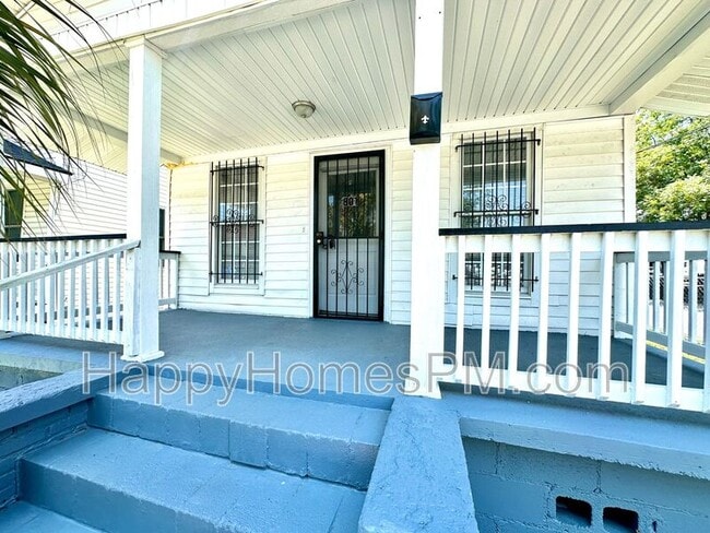 801 Meeting St in Charleston, SC - Building Photo - Building Photo
