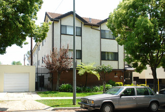 1170 Spazier Ave in Glendale, CA - Building Photo - Building Photo