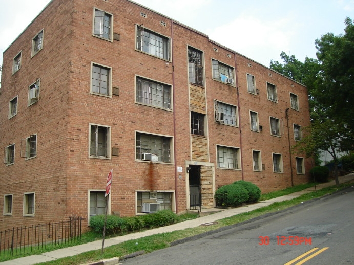 5200 Clay St NE in Washington, DC - Building Photo