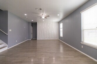 6505 Clear Brook Dr in Killeen, TX - Building Photo - Building Photo