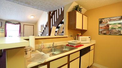 Countryview East Apartments in Canal Winchester, OH - Foto de edificio - Interior Photo