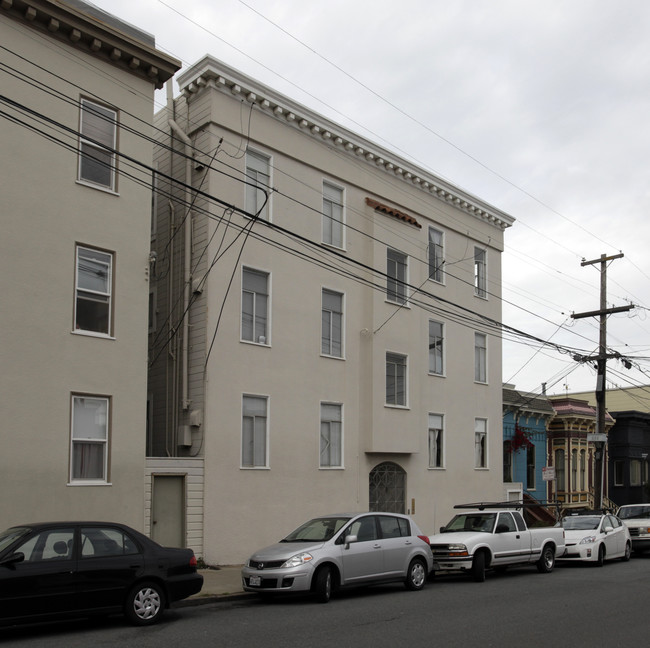 186-190 Valley St in San Francisco, CA - Building Photo - Building Photo