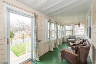 187 Grove St in Montclair, NJ - Building Photo - Building Photo