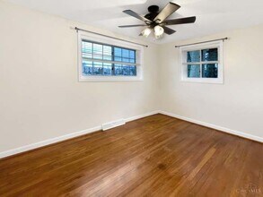 4705 Beechwood Rd in Cincinnati, OH - Building Photo - Building Photo