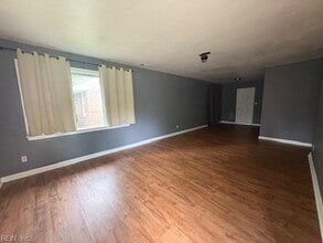 1724 W 48th St in Norfolk, VA - Building Photo - Building Photo