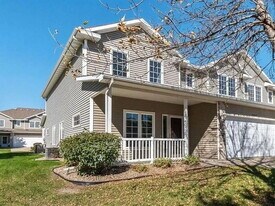 2204 NW Ashton Ln in Ankeny, IA - Building Photo