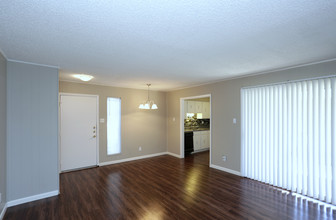 Three 44 Apartments in Waco, TX - Building Photo - Interior Photo