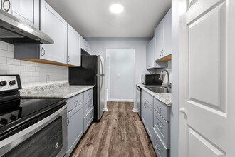 151 King St in Franklin, MA - Building Photo - Building Photo