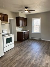 445 Main St, Unit B in Akron, PA - Building Photo - Building Photo