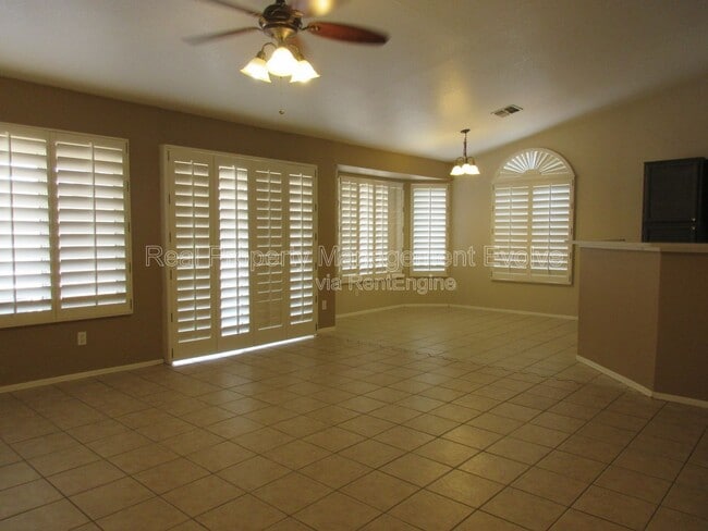 1560 W Cindy St in Chandler, AZ - Building Photo - Building Photo