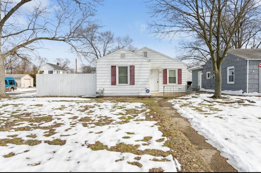 1622 Wilber St in South Bend, IN - Foto de edificio