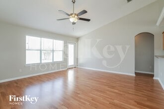 2996 Majestic Oaks Ln in Green Cove Springs, FL - Building Photo - Building Photo