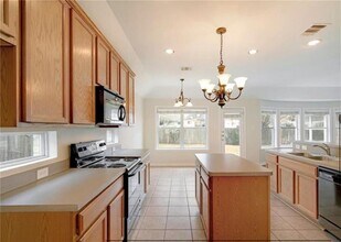 706 Tom Kite Dr in Round Rock, TX - Building Photo - Building Photo