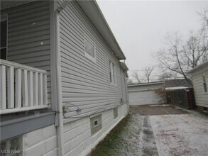 4480 W 148th St in Cleveland, OH - Building Photo - Building Photo