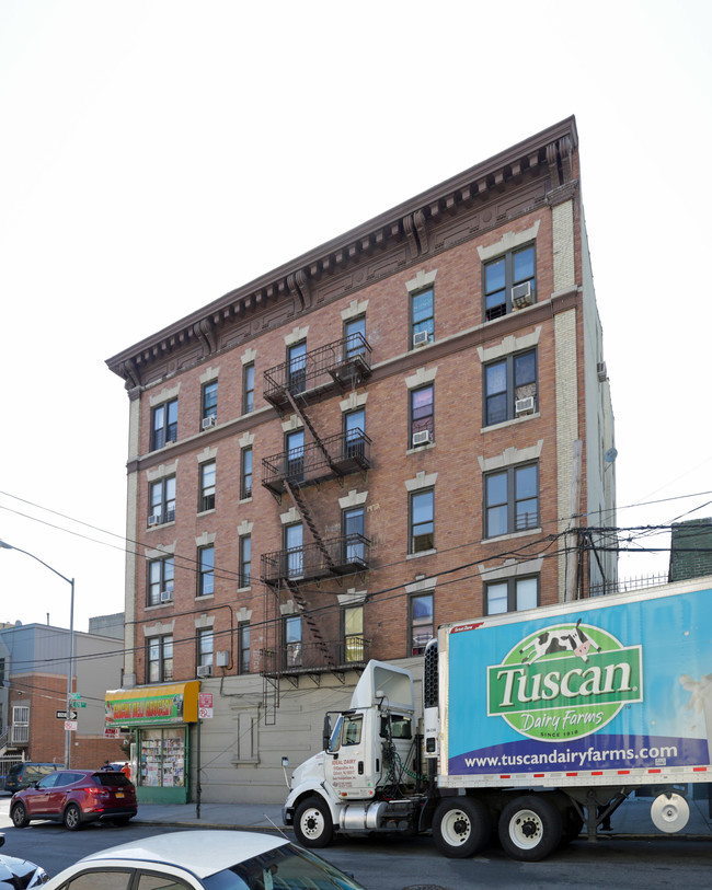 804 E 178th St in Bronx, NY - Building Photo - Building Photo