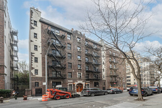 8-10 Clark St in Brooklyn, NY - Building Photo - Primary Photo