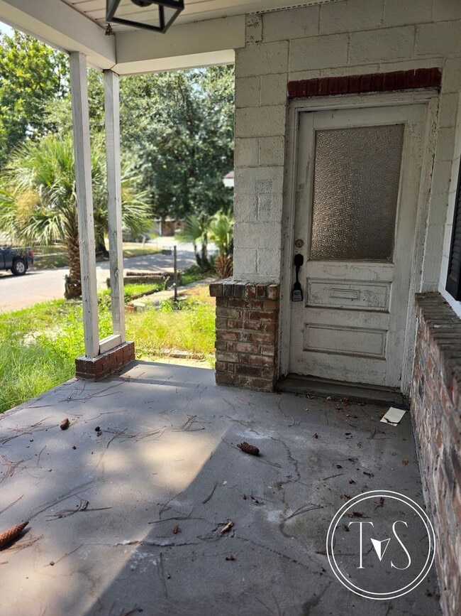 1022 W 41st St in Savannah, GA - Building Photo - Building Photo