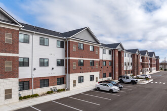 Sterling Park Place Apartments in Sterling Heights, MI - Building Photo - Building Photo