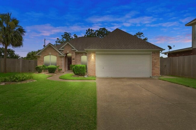 property at 2326 Lord Nelson Dr