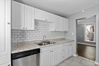 4132 Locust St in Kansas City, MO - Building Photo - Building Photo