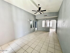 2228 Tierra De Paz Way in El Paso, TX - Building Photo - Building Photo