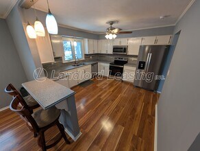 780 Terra Ln in Amherst, OH - Building Photo - Building Photo