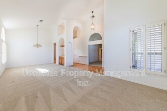 31429 Corte Tunas in Temecula, CA - Building Photo - Building Photo