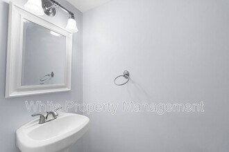 13810 Hill St in Huntersville, NC - Building Photo - Building Photo