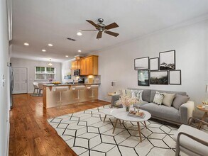 1722 Brush Hill Rd in Tallahassee, FL - Building Photo - Building Photo
