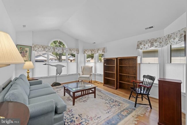 property at 709 Sydney Terrace