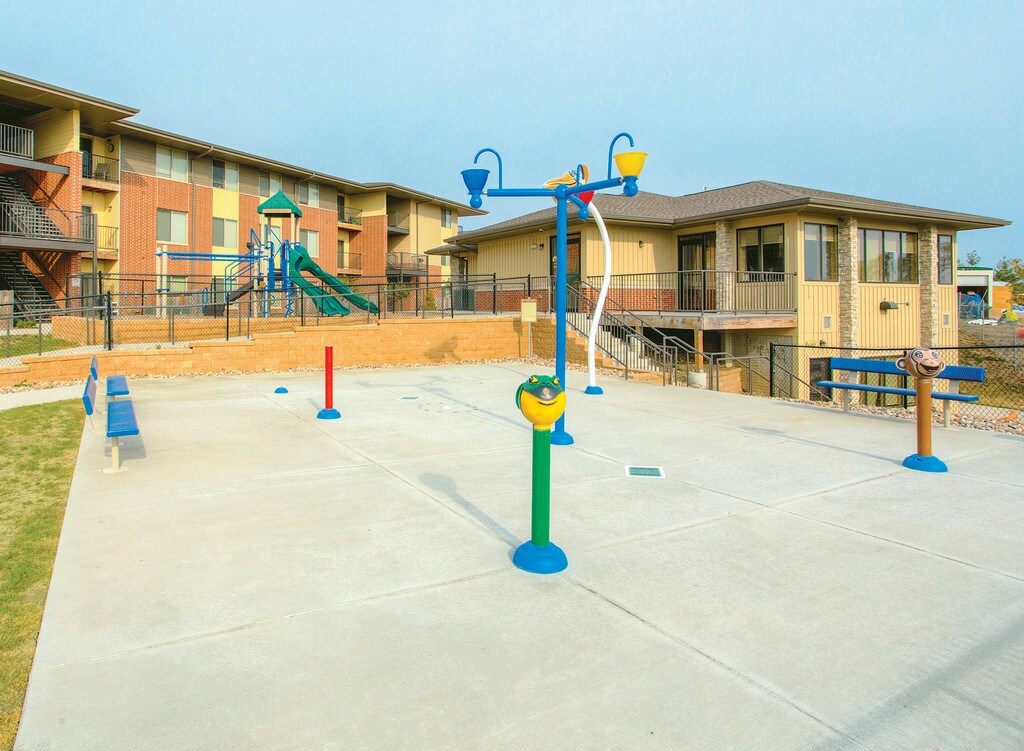 Melbourne Apartments in Des Moines, IA