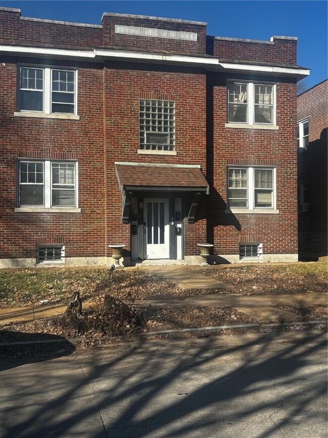 property at 5043 Alaska Ave