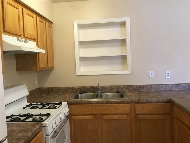 7893 W Pasadena Ave in Glendale, AZ - Building Photo - Building Photo