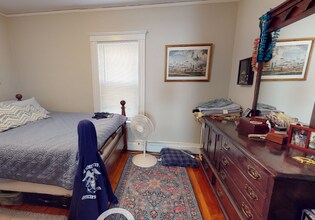 8 Chapman Pl, Unit 2 in Cambridge, MA - Foto de edificio - Building Photo
