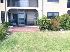 373 NW 14th Pl in Crystal River, FL - Building Photo - Building Photo