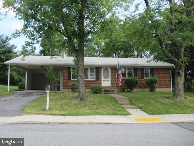 property at 13 Suffolk Rd