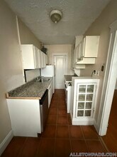 33 Walbridge St in Brookline, MA - Building Photo - Building Photo