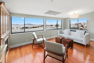 2295 Vallejo St-Unit -PH2 in San Francisco, CA - Building Photo - Building Photo