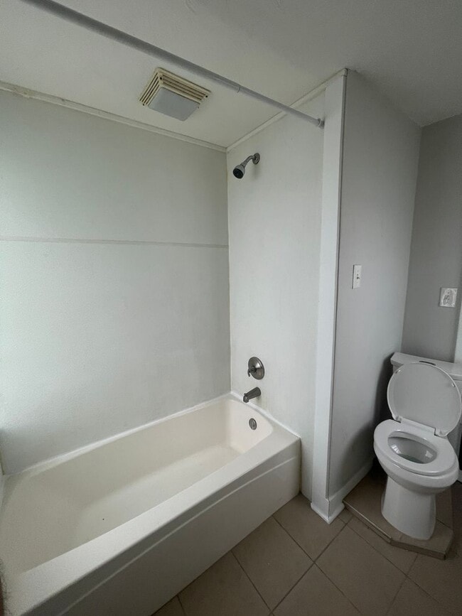 129 Orchard Pl in Pittsburgh, PA - Building Photo - Building Photo