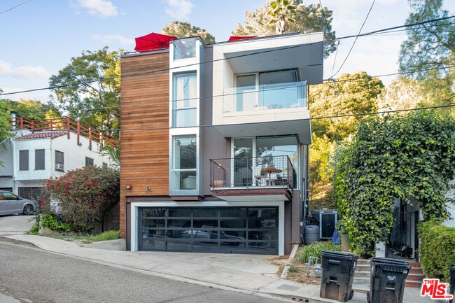 property at 6127 Glen Tower St