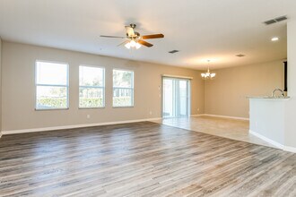 226 White Dogwood Ln in Ocoee, FL - Foto de edificio - Building Photo