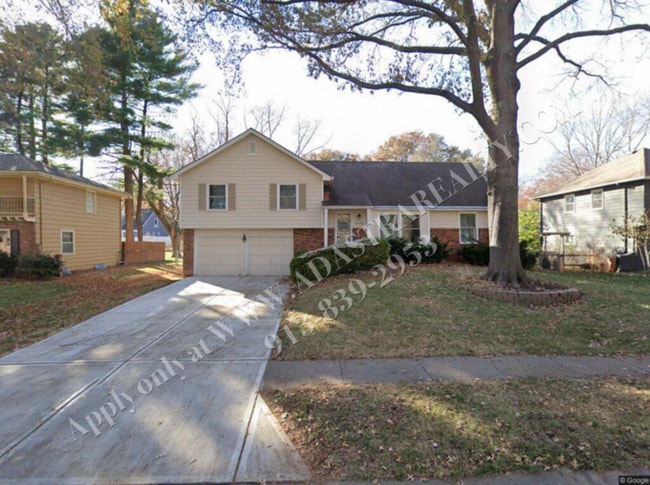 property at 9832 Walmer St