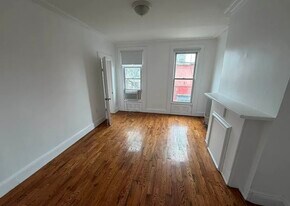 981 Hancock St, Unit 3 in Brooklyn, NY - Building Photo