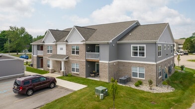 Bayberry Pointe Apartments in Grand Rapids, MI - Foto de edificio - Building Photo