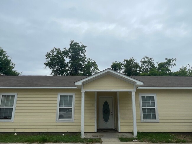 property at 31 Grand Lido