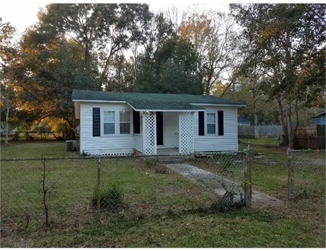 3922 Wiggins Dr in Mobile, AL - Building Photo - Building Photo