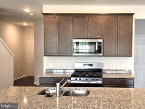 326 Milton Stamp Dr in Glen Mills, PA - Building Photo - Building Photo