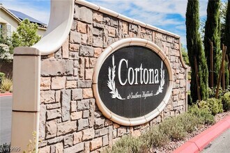 3392 Satori Ct in Las Vegas, NV - Building Photo - Building Photo