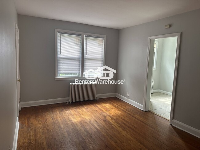 6103 Chinquapin Pkwy in Baltimore, MD - Foto de edificio - Building Photo